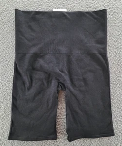 Spanx Look at Me Now Bike Shorts Womens Medium Black Seamless Stretch NEW NWT - Picture 1 of 12