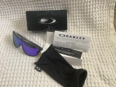 Oakley OO 9318-04 TRILLBE: Lente Espejo VIOLETA Iridio - Gafas de sol (Unisex) GRIS Foto 1 de 4