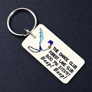 1996 Warner Bros. Road Runner Keychain Beep Beep! The Dance Club Forest Lake Clb - Picture 1 of 5