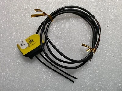 BANNER Q23SP6FPY Optic Sensor  10-30VDC with  cable - Image 1 of 4