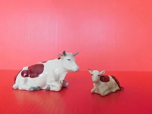 PLOMB CREUX : BF / LA FERME : LES ANIMAUX BELLE VACHE COUCHEE et son VEAU - Imagen 1 de 6