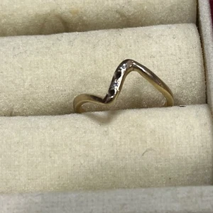 9ct Goldmark Yellow Gold Dress Ring with 2 Diamond and 2 Diamonds Missing - Picture 1 of 5