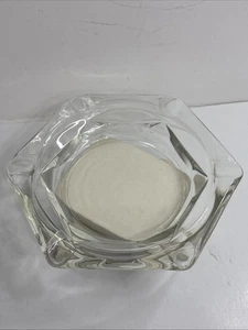 Cenicero de cigarros de vidrio transparente pesado hexagonal 6 lados ranuras 7" MCM vintage - Imagen 1 de 8