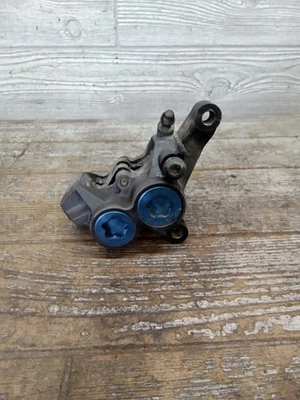 Pinza de freno izquierda Yamaha YZF-R6 YZFR6 2000 1998-2002  Foto 1 de 4