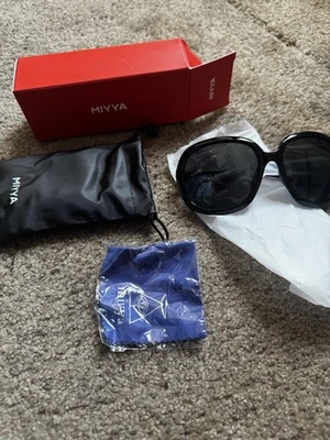 Estas gafas son de muy buena calidad y por solo 10 dólares Foto 1 de 2