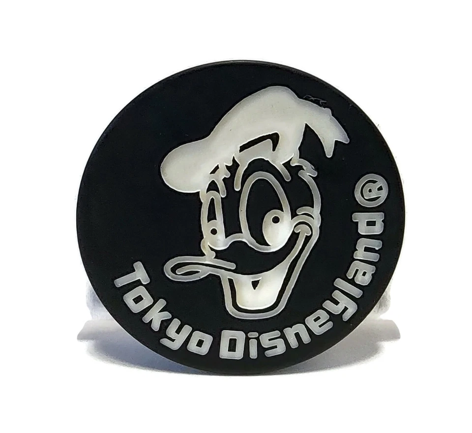 Extremely Rare Early 80s TDL Tokyo Disneyland Donald Duck Disney Pin back Button — 第 1/2 张图片