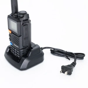 UV-5R PLUS Multi-Band Walkie Talkie UHF / VHF Dalekiego zasięgu Szynka Replikacja radia - Zdjęcie 1 z 11
