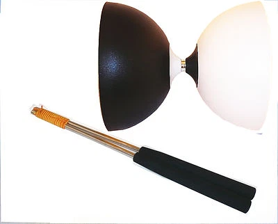 DIABOLONET-KREISZ Henrys Circus Diabolo SCHWARZ-WEISS mit ULK2 Weiss-Schwarz.+ Henrys Alustäbe 325