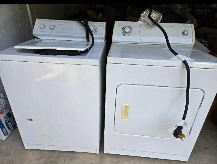 Used Washer & Dryer Set (Buyer must pick up items in Woodbridge Virginia) - Image 1 of 3