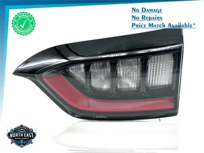 ✅Luz trasera LED montada en puerta levadiza lateral del pasajero derecho Jeep Cherokee 2019-2023 OEM Foto 1 de 4