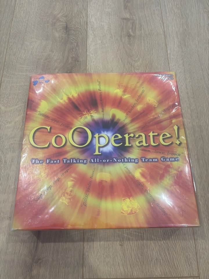 CoOperate The Fast Talking All or Nothing Quiz Board Team Game Drummond Park - Image 1 of 3