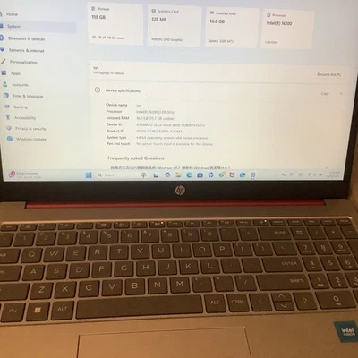 Ноутбук HP 15 15,6 дюйма высокой четкости Pentium четырехъядерный N200 8 ГБ 128 ГБ SSD веб-камера Win11 домашний красный - Изображение 1 из 4