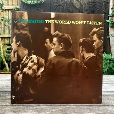 Rare Australian 28 Track The World Won't Listen The Smiths Gatefold 2 x Vinyl LP - Image 1 of 4