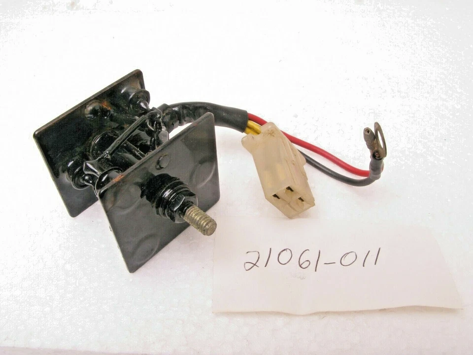 Nuevo Rectificador Original Kawasaki 21061-011 S1 S2 S3 - KH250 - Mach II KH400 Foto 1 de 4