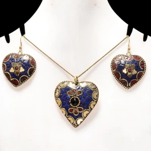 LAPIS LAZULI & CORAL, ONYX STONE NEPALI STYLE GOLD PLATED CHAIN PENDANT SET 2'' - Picture 1 of 1