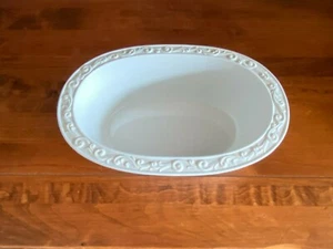 Lenox Butler's Pantry Baker Oval Baking Dish White 11" 2 Quart QT Casserole  - Picture 1 of 3