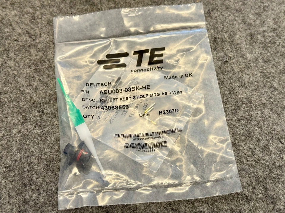 Deutsch Autosport ASU003-03SN-HE motorsport connector - Image 1 of 1