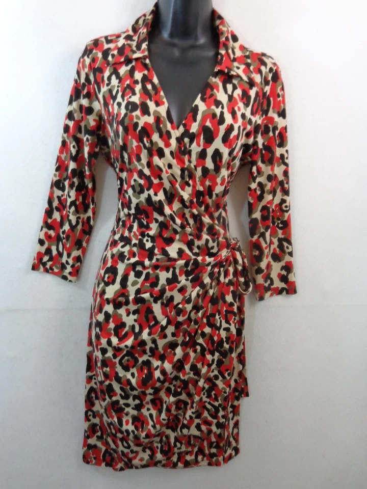 Vestido Boston Proper para mujer 14 negro rojo envolvente manga larga estampado animal Foto 1 de 4