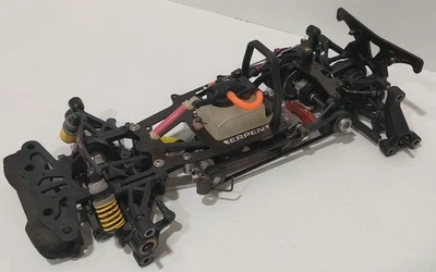 Serpent 710 - 1/10 Nitro Competition Roller - Needs New Shock Mount - Image 1 of 4