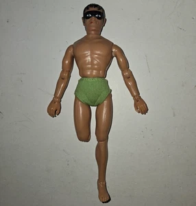 Vintage MEGO Robin Action Figure Type 2 Body and Green Shorts - Parts/Repair - Picture 1 of 12