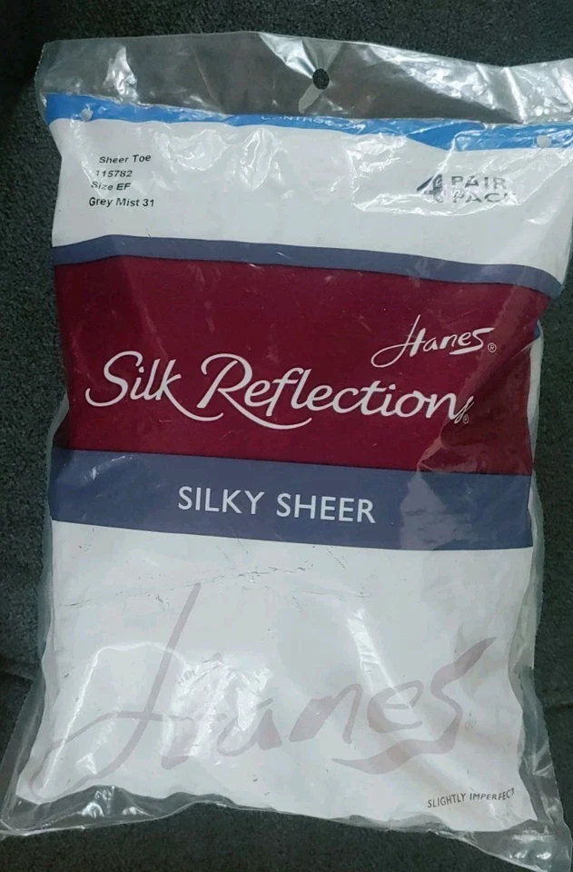 001x05 Hanes 115782 Silk Reflections Control Top Pantyhose EF Barely There 14