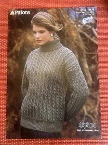 WOMENS ARAN CABLE KNIT JUMPER  32”-40” VTG KNITTING PATTERN PATONS DIPLOMA 3576 - Picture 1 of 2