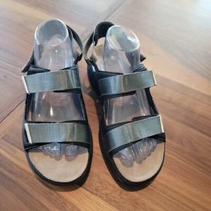 Naot Odyssey Women’s Sz 10 Silver Black Leather Sandal Adjustable Straps Athena - Picture 1 of 9