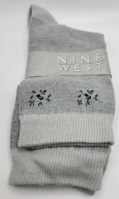 Novo com etiquetas Antigo Estoque Anos 90 Nove Oeste Folha Cinza Pétala Floral Meias Novidade 9-11 - Imagem 1 de 3