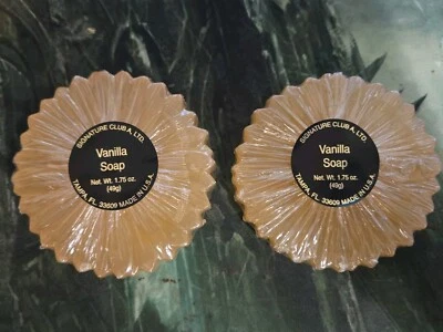 Lote de 2 jabones de vainilla Signature Club A Flower Foto 1 de 2