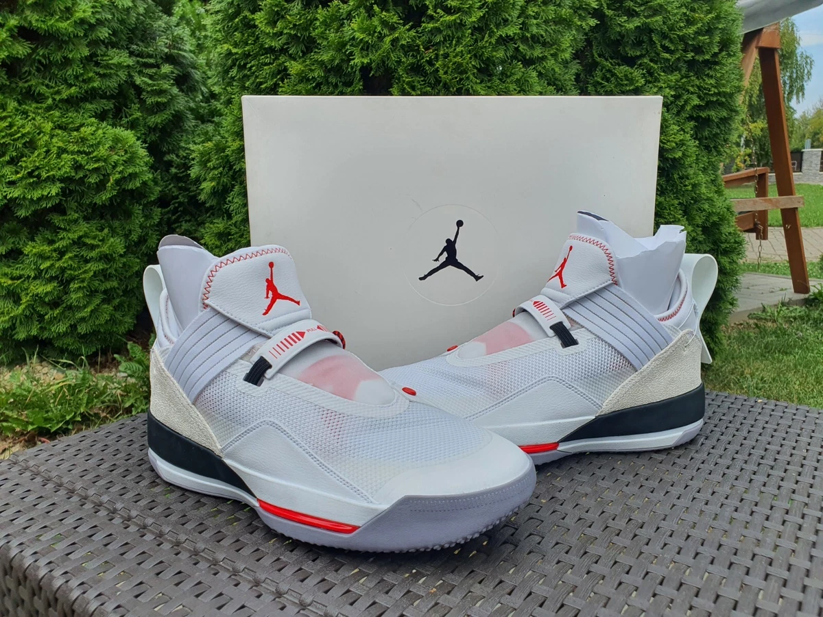 Jordan 33 SE Low White Cement for Sale | Authenticity Guaranteed