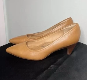 Sofft Leather Light Cognac Brown Slip On Heels Pumps Pointed Toe Women’s Sz 7.5M - Picture 1 of 24