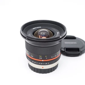 Lente ultra gran angular Samyang 12 mm f/2 NCS CS para MFT Micro Cuatro tercios, funcionando - Imagen 1 de 8