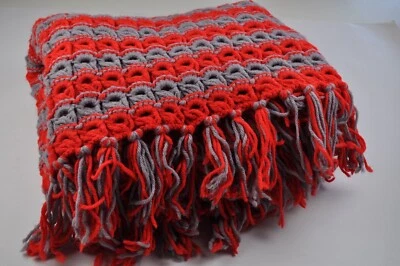 Vintage afgano hecho a mano rojo y gris 71” x 49” ancho regazo tamaño BONITO Foto 1 de 4