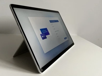 Microsoft Surface Pro 9 13" 256GB SSD, Intel Core i7 12th Gen, 16GB, Silver - Image 1 of 4