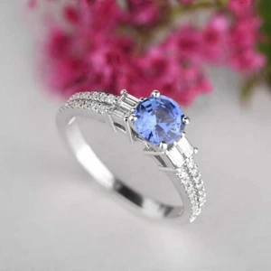 2 kt Rundschliff simulierter blauer Tansanit Verlobungsring in 14 K Weißgold plattiert - Bild 1 von 7