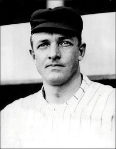 Christy Mathewson Photo 8x10 - New York Giants 1912 HOF - Picture 1 of 1