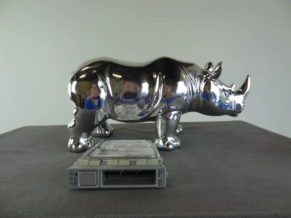 Sun Oracle 7066874 900GB 10K SAS Drive 7045230 - Image 1 of 1