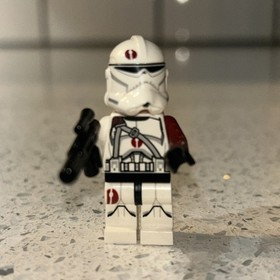 Lego Star Wars Minifigure BARC Clone Trooper w/ Blaster 75037 Red!