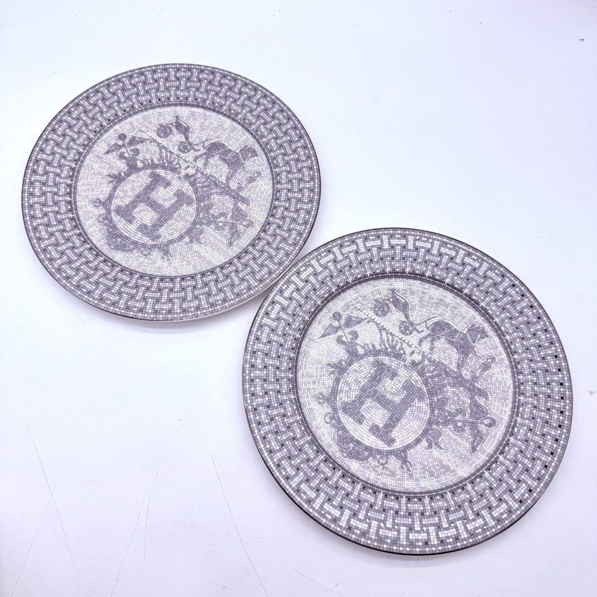 HERMES ピタゴラスプレート16.5㎝ USED HERMES ピタゴラスプレート16.5㎝ USED