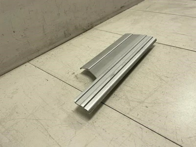 LAND ROVER RANGE ROVER 2003 2009 REAR RIGHT DOOR SILL SCUFF PLATE COVER FACTORY - Image 1 of 4