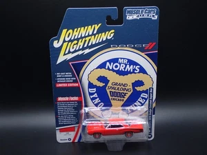 2025 JOHNNY LIGHTNING 1970 DODGE CORONET SUPER BEE MUSCLE CARS USA REL 1 VS A #4 - Picture 1 of 7