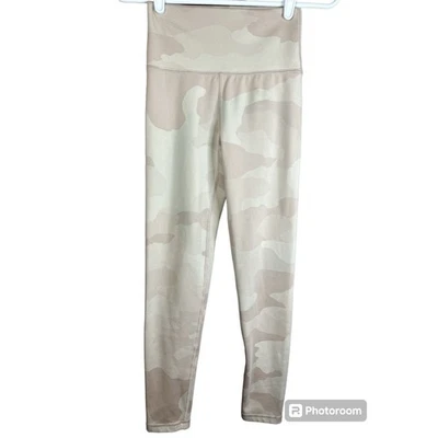 Offline By Aerie Light Pink Camouflage Print High Waisted Leggings Size Small  - Image 1 of 4