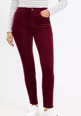 Pantalones de pana Loft Curvy ajustados borgoña 29/8 Foto 1 de 4