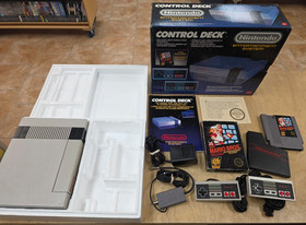 Nintendo NES Control Deck Console Complete In Box Good Condition TESTED