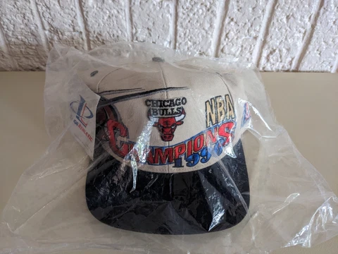 1996 Chicago Bulls Logo Championship Locker Room Hat New w/ Tags Sealed in bag Cover