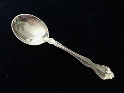 Westmorland Sterling Silver Flatware, George and Martha, Cream Soup Spoon, 6 in - Image 1 of 4