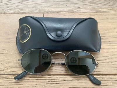 Authentic Vintage 80’s Ray-Ban Bausch and Lomb W0969 Gun Metal Oval Sunglasses - Image 1 of 4