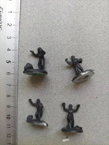 4 x THRALL VAMPIRE UNDERCOATED METAL MINIATURE 15MM/ BLUE MOON P337 - Imagen 1 de 1