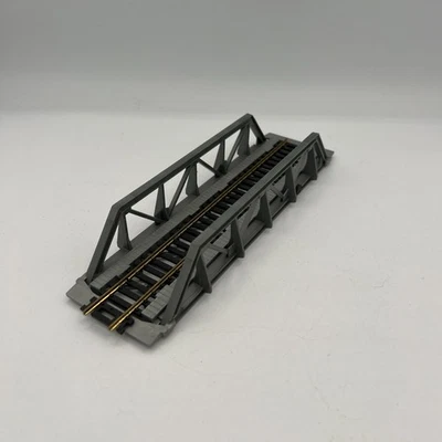 Puentes de armadura Tyco escala HO 9" con pista Foto 1 de 4