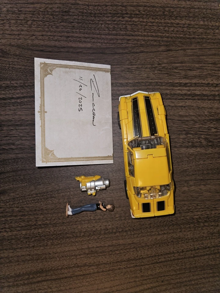 Bumblebee #15 Highway Freedom Buzzworthy Bumblebee Transformers Hasbro GM Camaro - Image 1 of 1